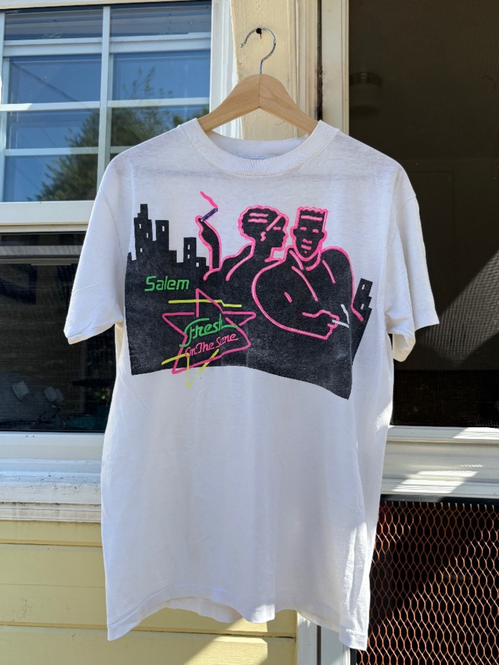 Vintage 90s Salem Cigarette T-Shirt Unisex XL “Fresh on the Scene”